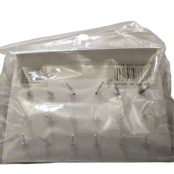 9 Pairs Of Crystal Stud Earrings Assorted Colors Multicolor Round Design - Picture 2 of 5